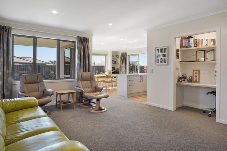 Photo of property in 25 Wanderers Avenue, Brightwater, 7022