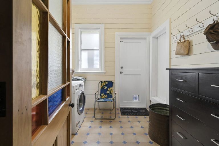 Photo of property in 133 Wallace Street, Mount Cook, Wellington, 6021