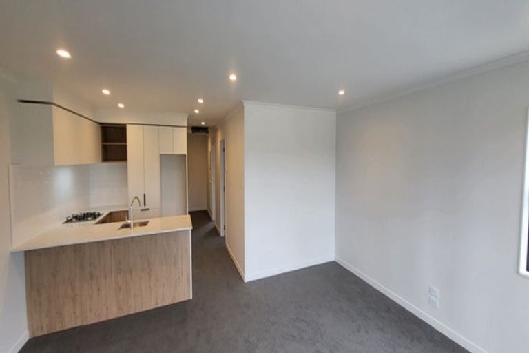 Photo of property in 301/28 Shortfin Place, Flat Bush, Auckland, 2019