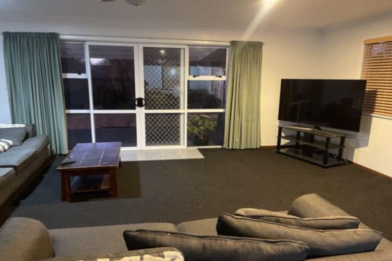 Photo of property in 10 Acacia Avenue, Kihikihi, Te Awamutu, 3800