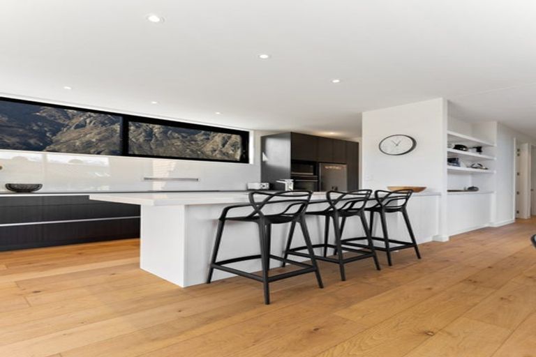 Photo of property in 4 Stockyard Lane, Jacks Point, Queenstown, 9371