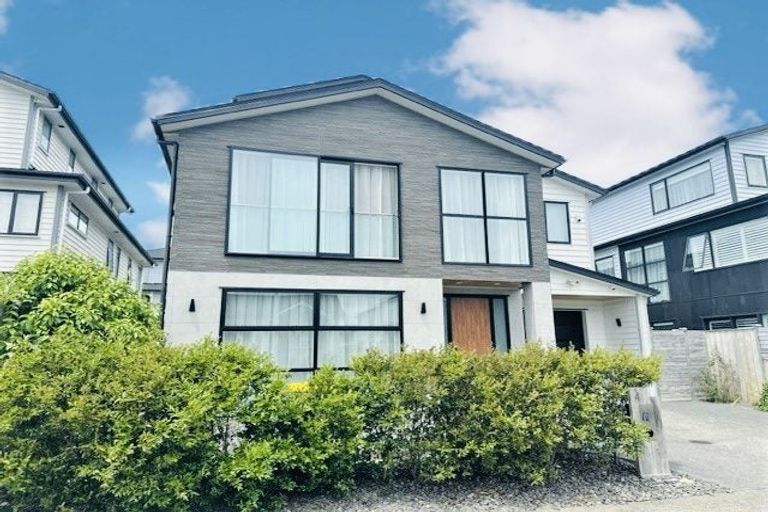 Photo of property in 4 Turutu Place, Long Bay, Auckland, 0630