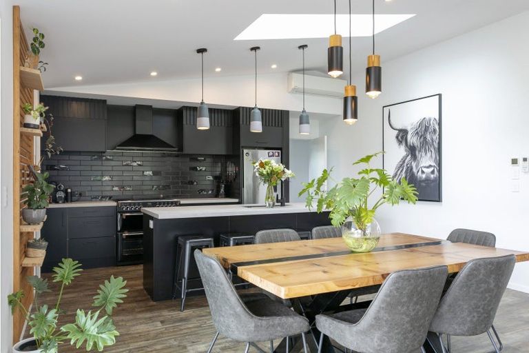 Photo of property in 6 Kahikatea Drive, Kinloch, Taupo, 3377