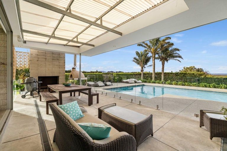 Photo of property in 261c Walker Road East, Aongatete, 3178