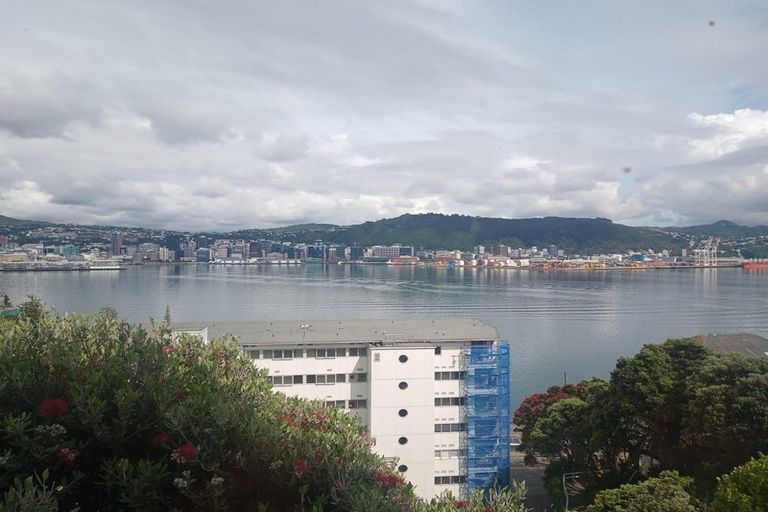 Photo of property in 14 Lindum Terrace, Roseneath, Wellington, 6011