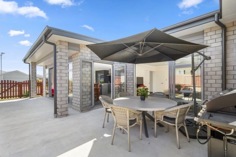 Photo of property in 78 Penetaka Heights, Pyes Pa, Tauranga, 3112