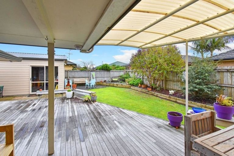 Photo of property in 9 Dan Bryant Place, Pukekohe, 2120