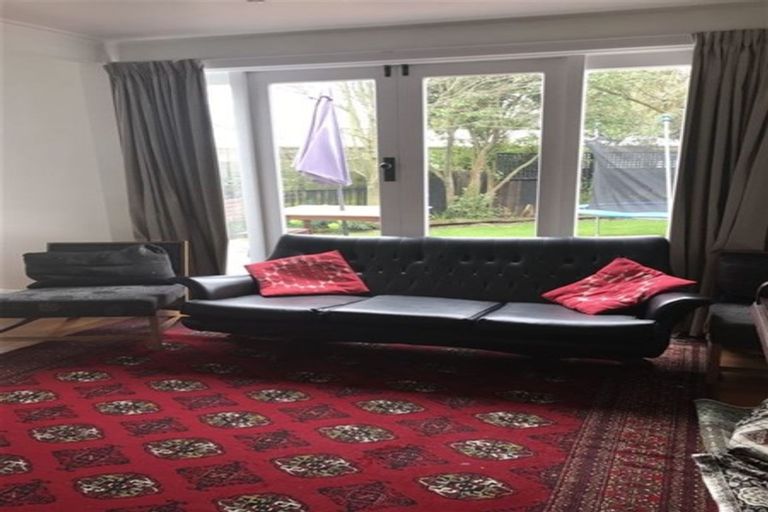 Photo of property in 16 Balgay Street, Upper Riccarton, Christchurch, 8041