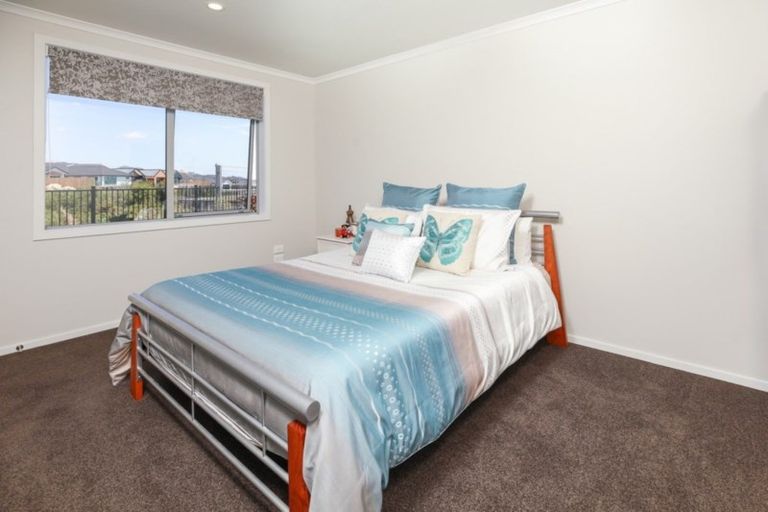 Photo of property in 16 Platina Place, Flagstaff, Hamilton, 3210