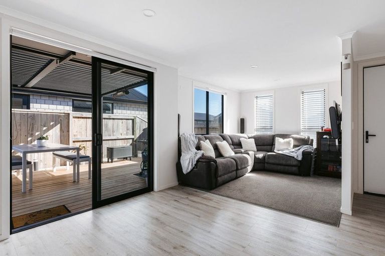 Photo of property in 16 Anchor Crescent, Papamoa, 3118