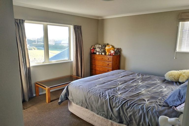 Photo of property in 33 Reka Street, Parklands, Christchurch, 8083