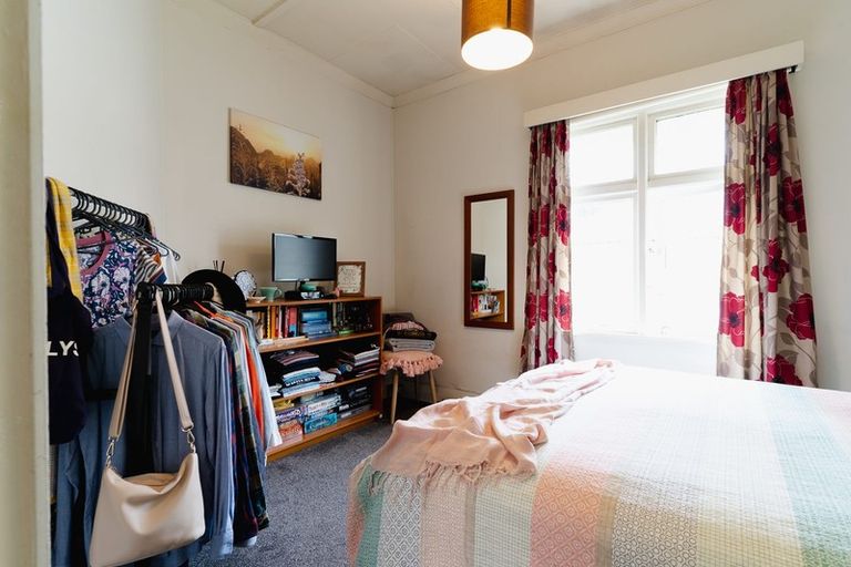 Photo of property in 6 Hawthorn Avenue, Mornington, Dunedin, 9011