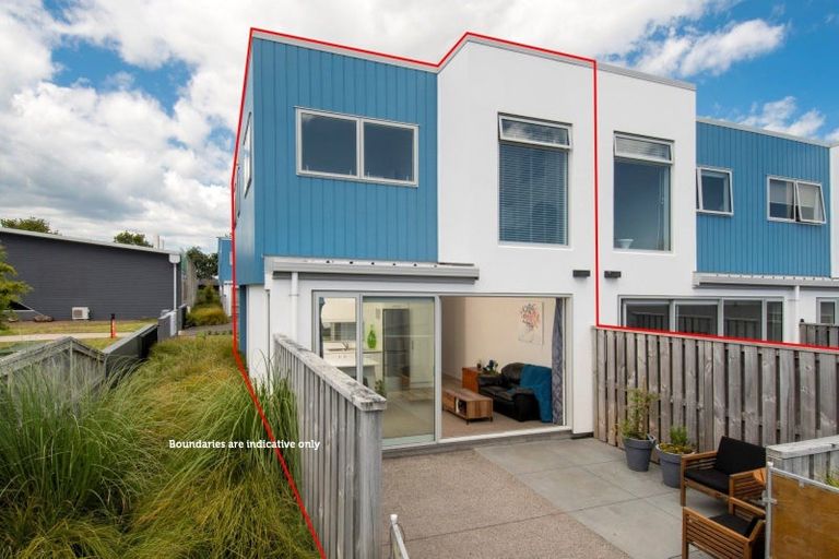 Photo of property in 31 Reynolds Place, Papamoa Beach, Papamoa, 3118