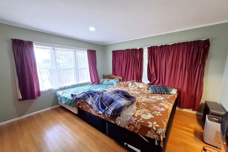 Photo of property in 78 Swanson Road, Henderson, Auckland, 0610