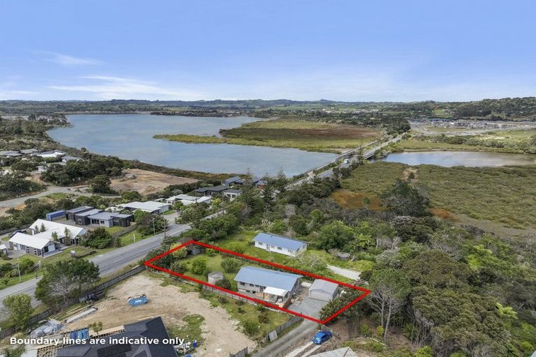 Photo of property in 4 Thelma Road, Mangawhai Heads, Mangawhai, 0505