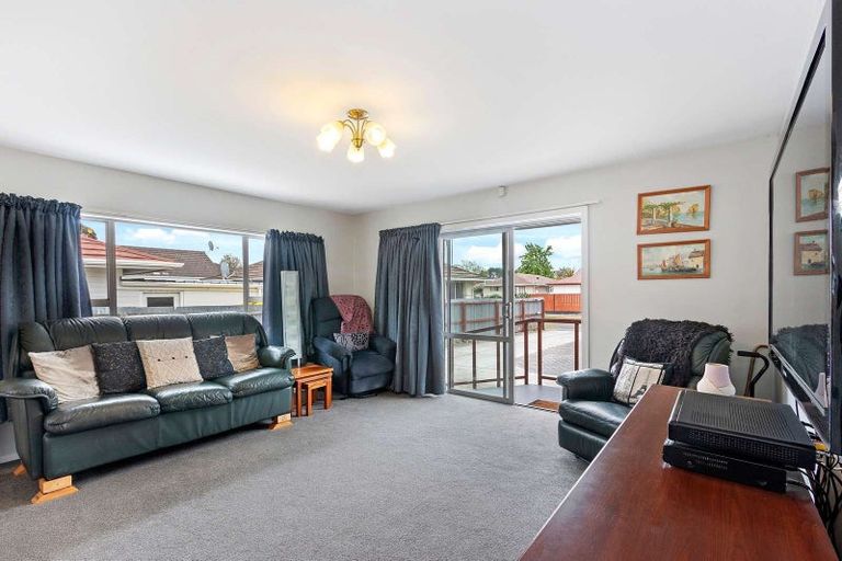 Photo of property in 2/12 Kawau Crescent, Bromley, Christchurch, 8062
