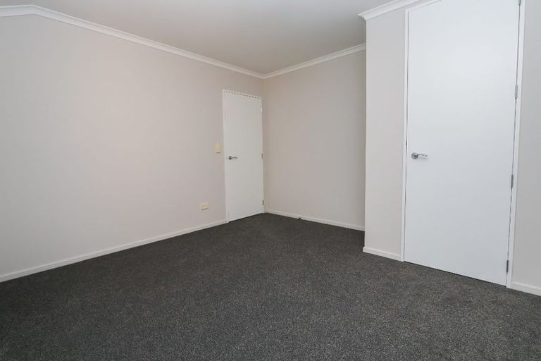 Photo of property in 183 Old Farm Road, Hamilton East, Hamilton, 3216