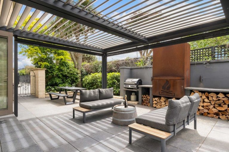 Photo of property in 75a Inwoods Road, Parklands, Christchurch, 8083