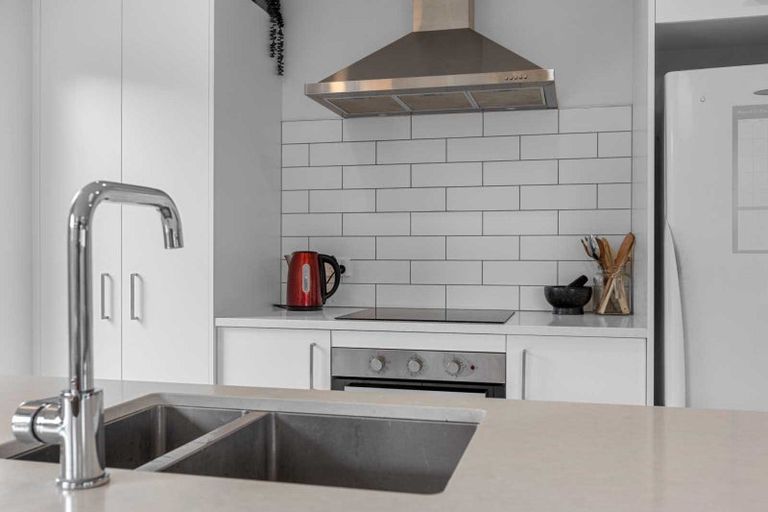 Photo of property in 10 Pioneer Crescent, Omokoroa, 3114