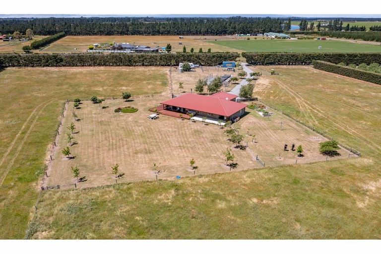 Photo of property in 2840 South Eyre Road, Eyrewell, Rangiora, 7476