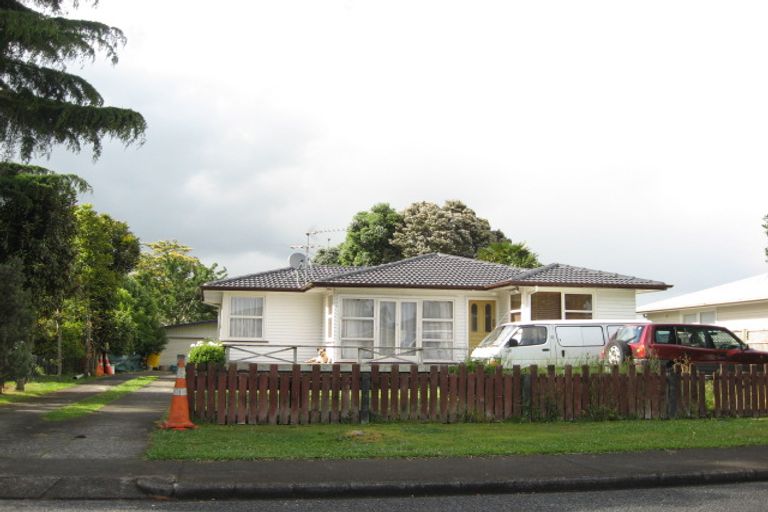 Photo of property in 62 Tatariki Street, Rosehill, Papakura, 2113