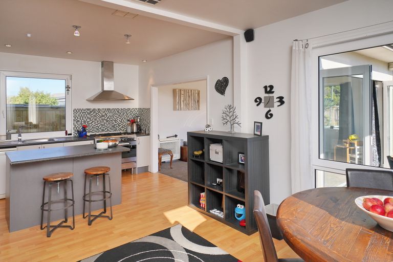 Photo of property in 319 Estuary Road, South New Brighton, Christchurch, 8062