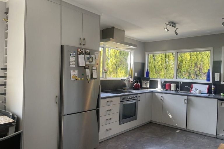 Photo of property in 1/8 Wickstead Place, Massey, Auckland, 0614