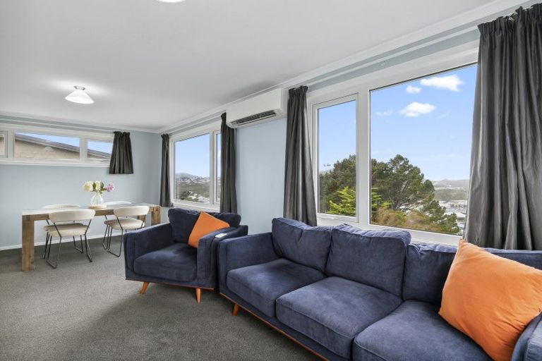 Photo of property in 16a Lenox Grove, Johnsonville, Wellington, 6037