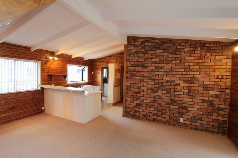 Photo of property in 23 Bluewater Place, Wattle Downs, Auckland, 2103