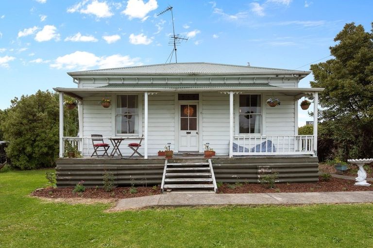 Photo of property in 6 Warwick Street, Mayfield, Blenheim, 7201