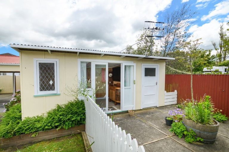 Photo of property in 22 Beaven Street, Marton, 4710