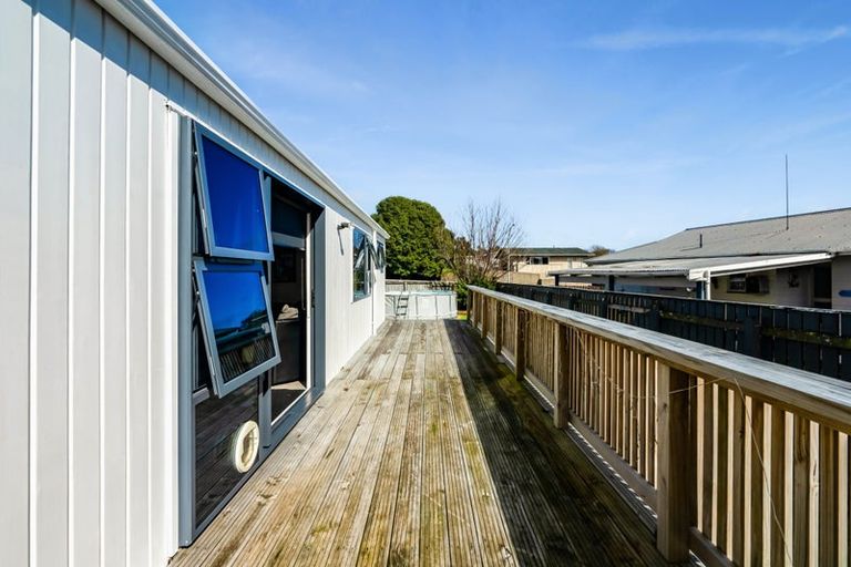 Photo of property in 24 Gardenia Avenue, Bell Block, New Plymouth, 4312