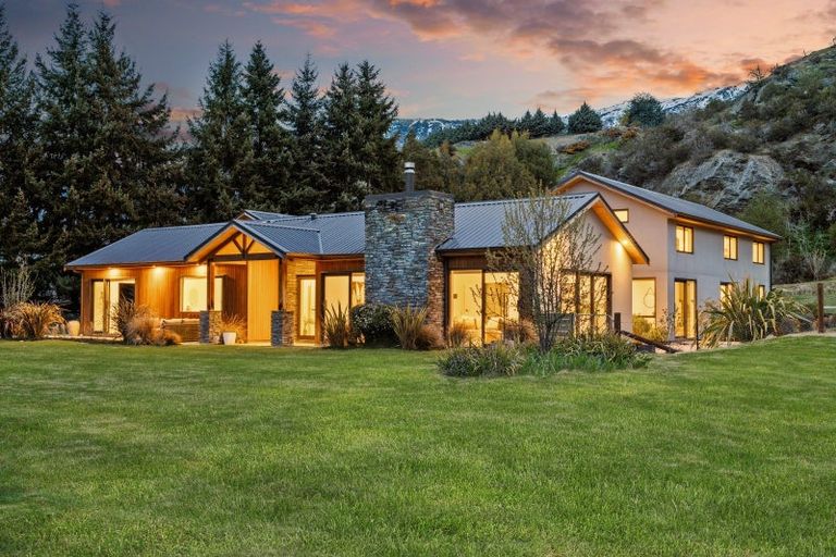 Photo of property in 62 Morven Ferry Road, Arrow Junction, Queenstown, 9371