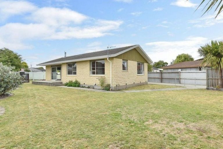Photo of property in 12 Rangiora Woodend Road, Woodend, 7610