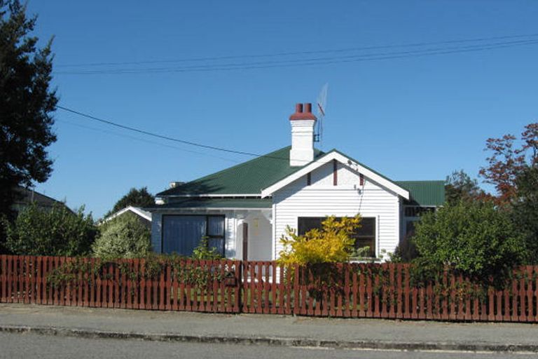 Photo of property in 57 Harris Street, Waimate, 7924