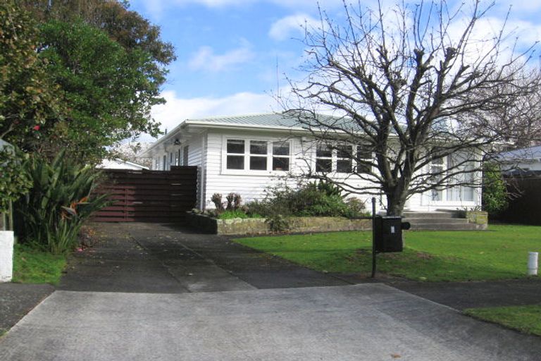 Photo of property in 7 Tawa Street, Palmerston North, 4414