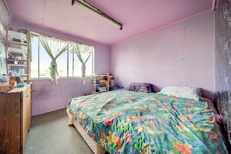 Photo of property in 74 Bader Drive, Mangere, Auckland, 2022