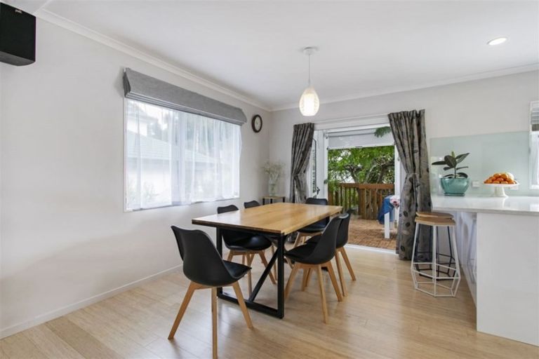 Photo of property in 30 Sturm Avenue, Massey, Auckland, 0614