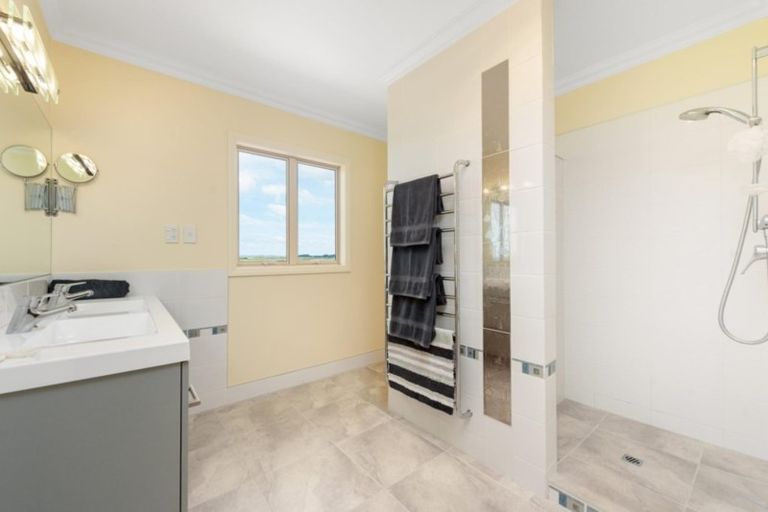 Photo of property in 27 Coral Drive, Papamoa Beach, Papamoa, 3118