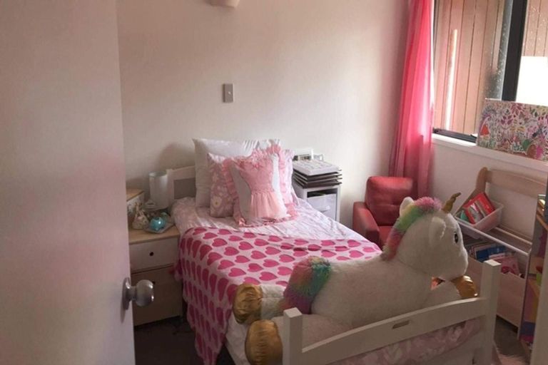 Photo of property in 5/3 The Avenue, Albany, Auckland, 0632