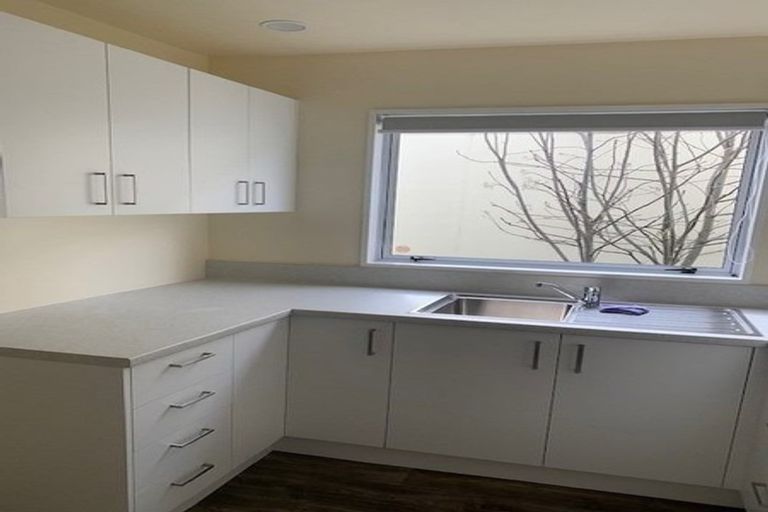 Photo of property in 2/20 Sherborne Street, St Albans, Christchurch, 8014