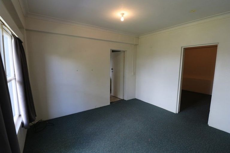 Photo of property in 2 Rita Street, Mount Maunganui, 3116