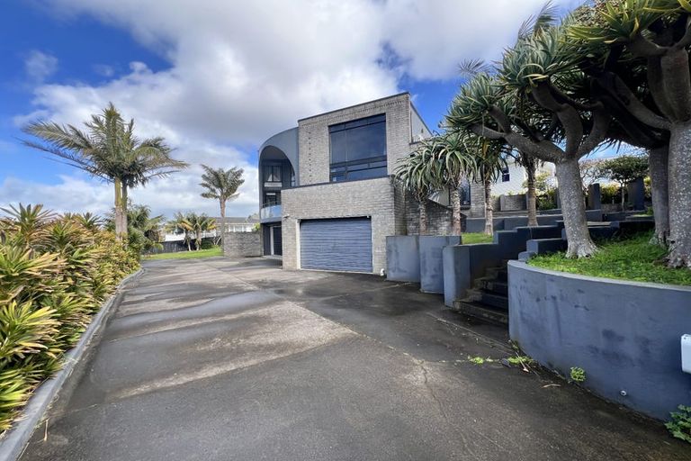 Photo of property in 26 Marama Street, Castor Bay, Auckland, 0620