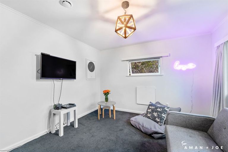 Photo of property in 106 Seabrook Avenue, New Lynn, Auckland, 0600