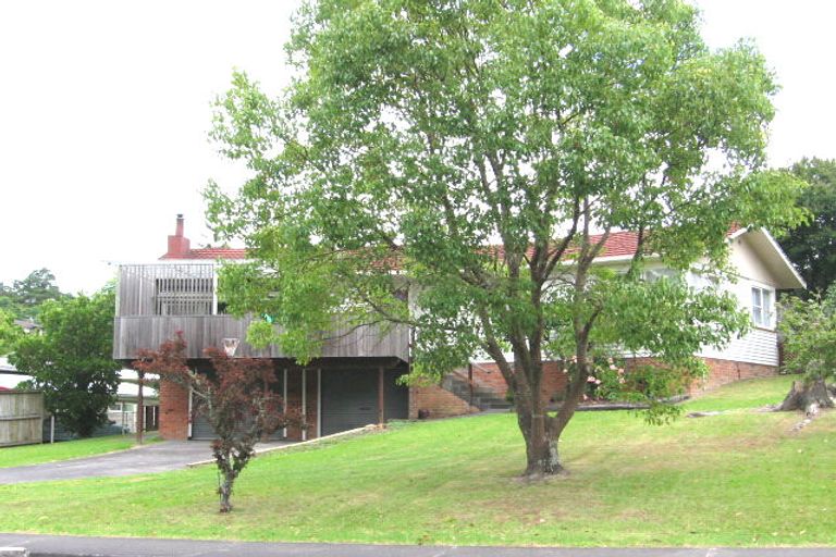 Photo of property in 123 Moore Street, Hillcrest, Auckland, 0627