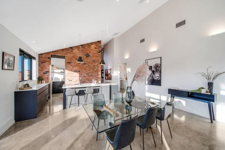 Photo of property in 44 Silver Peaks Drive, West Melton, 7618