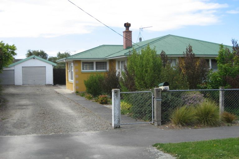 Photo of property in 13 Gilbert Street, Amberley, 7410