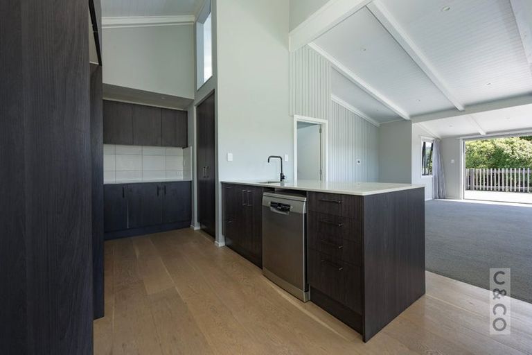 Photo of property in 19 Maude Street, Riverhead, 0820