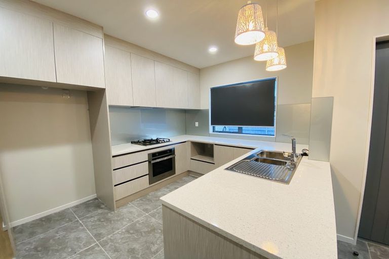 Photo of property in 18b Fernaig Street, Papakura, 2110