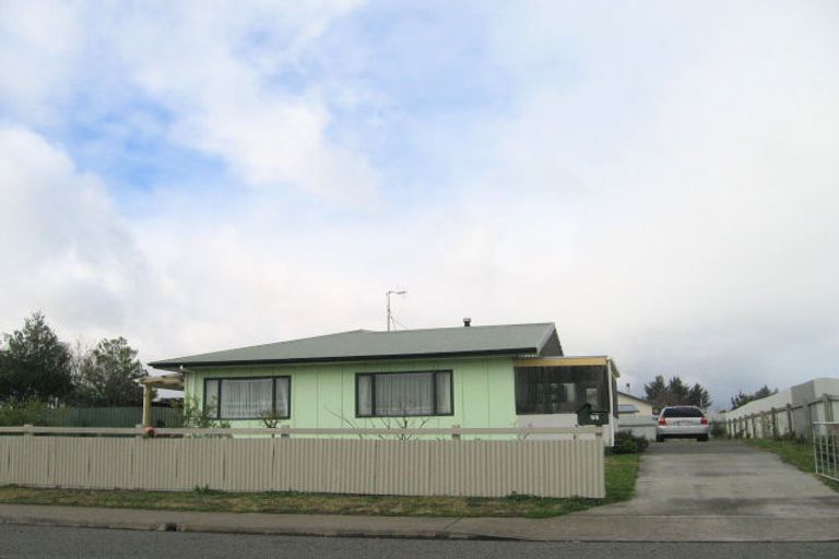 Photo of property in 77 Margate Avenue, Flaxmere, Hastings, 4120